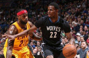 一束9秒83的光照亮少年的前行路（以9秒83之光，照亮少年前行之路）