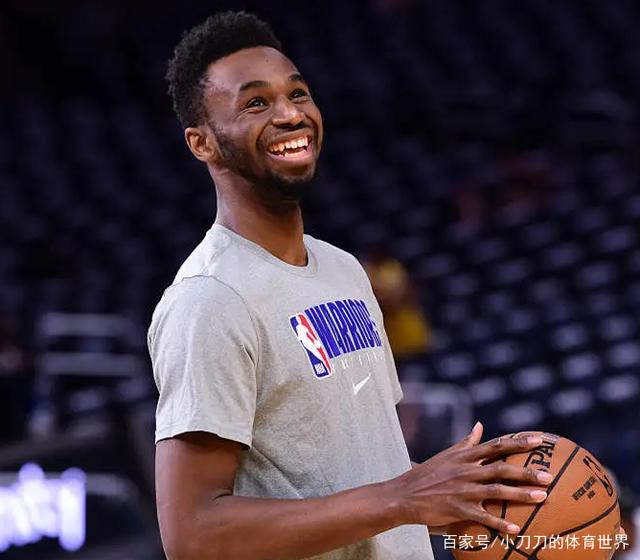 曝沙特欲1亿签青木，若成交曼联坐收3700万！但还需给另一队分成（据称沙特砸1亿求购青木，成交曼联可进账3700万，仍需与另一队分成）