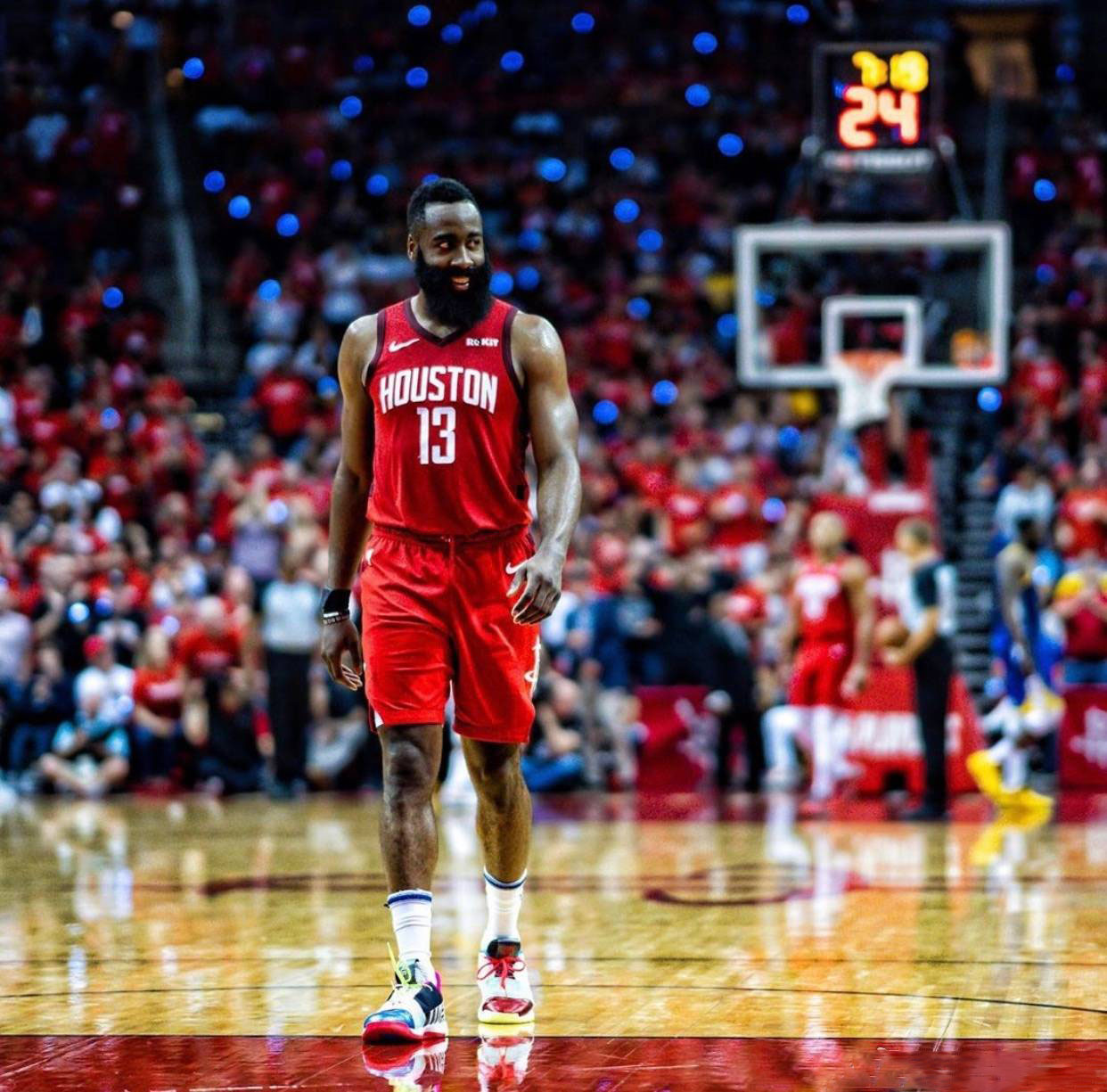 CBA比赛精彩瞬间：深圳队绝杀辽宁,（CBA焦点时刻：深圳队压哨绝杀辽宁队）