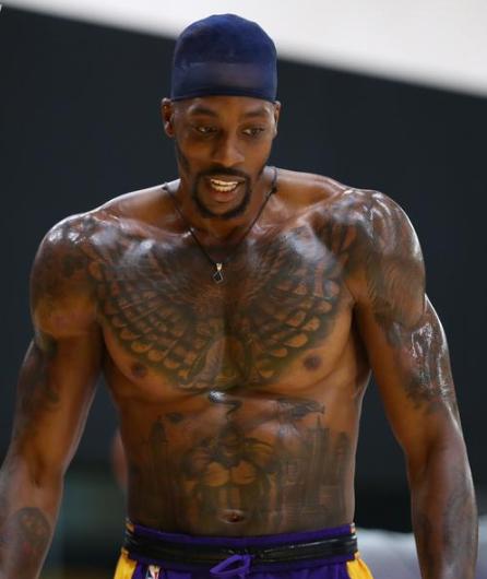 中超联赛总结：积分榜前三分析,（中超赛季盘点：积分榜前三名解析）