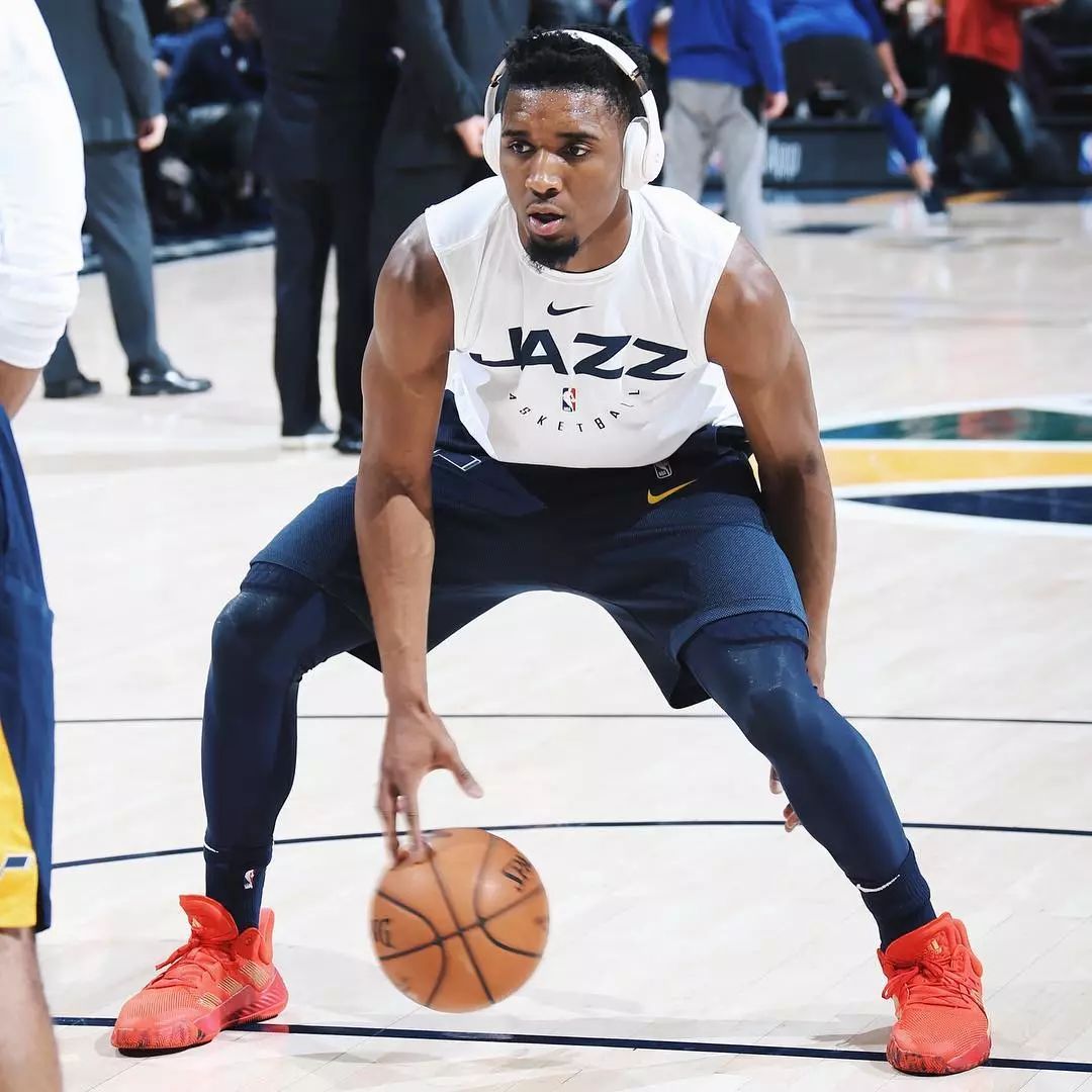 字母哥26+7+4波特空砍30分，米德尔顿手刃旧主，奇才16分逆转雄鹿（米德尔顿复仇旧主！奇才16分逆转雄鹿，字母哥26+7+4，波特空砍30分）