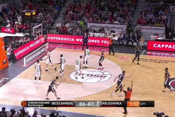 西甲半场：安东尼闪击，费兰戴帽，巴萨暂4-1贝蒂斯（西甲半场：安东尼先拔头筹，费兰戴帽，巴萨4-1暂领先贝蒂斯）